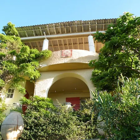 Les Dauphins 3* Le Lavandou