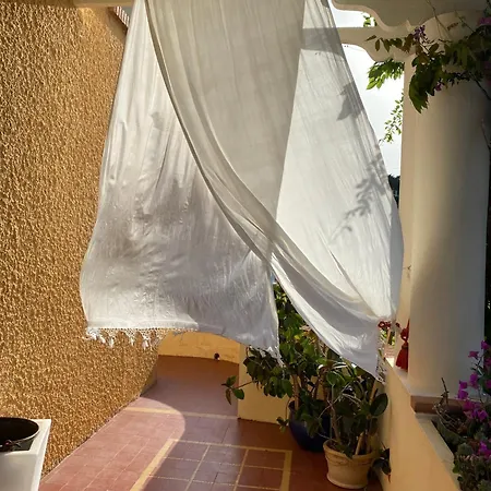 Les Dauphins Frühstückspension 3*